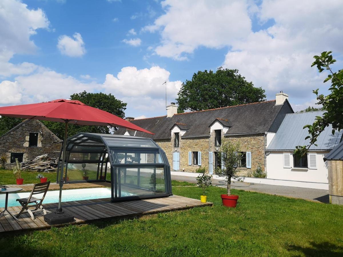 La Galnais Villa Ploërmel Exteriör bild