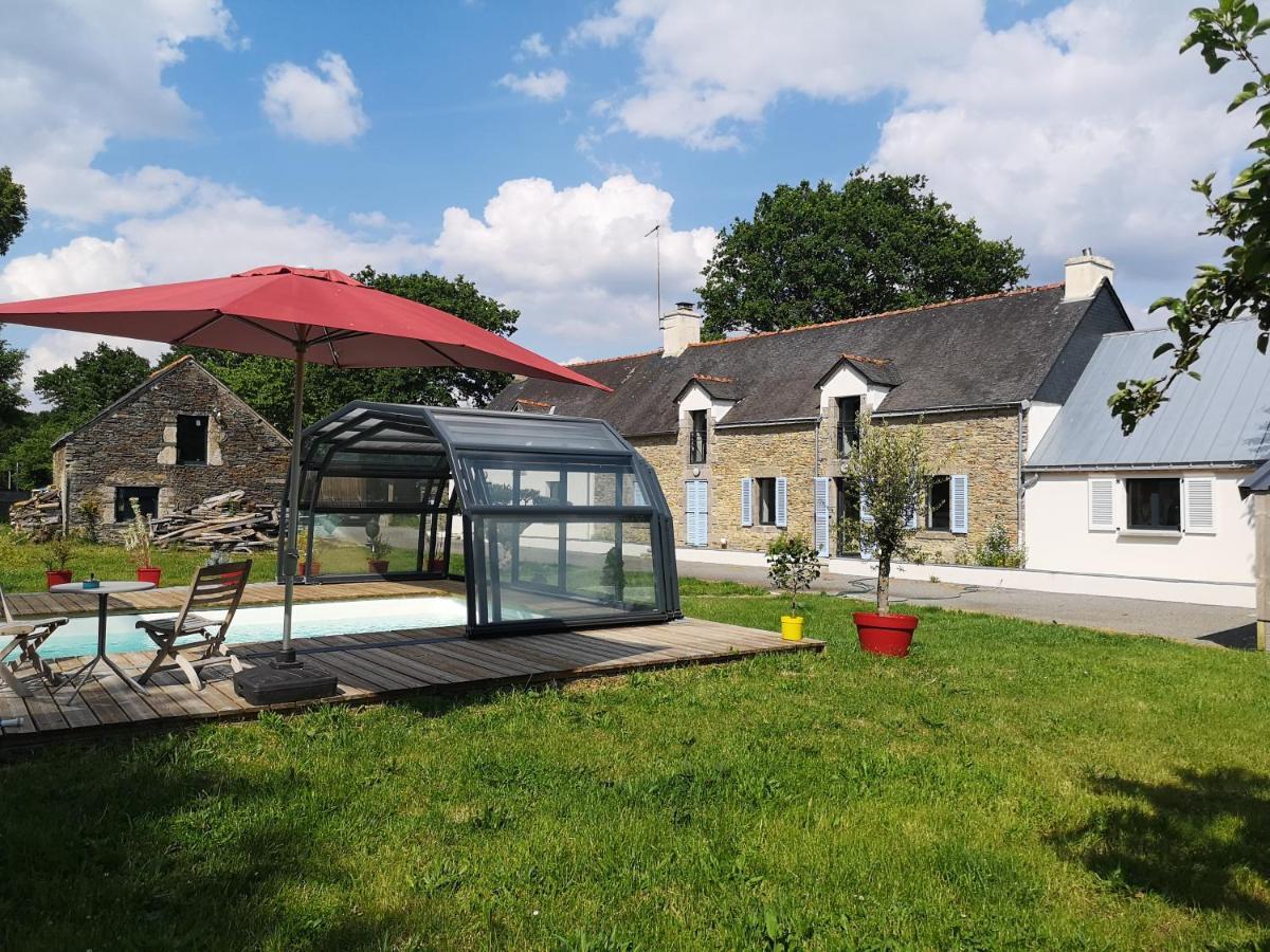 La Galnais Villa Ploërmel Exteriör bild
